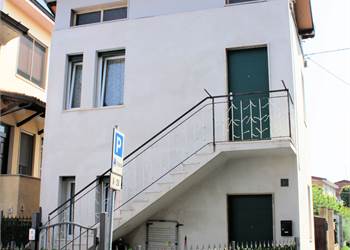 Casa indipendente